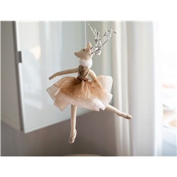 Кукла на ёлку ОЛЕНИХА БАЛЕРИНА танцующая, текстиль, бежевая, 27 см, Due Esse Christmas