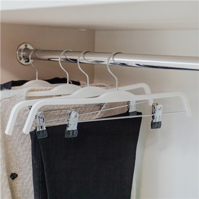 Плечики - вешалка с зажимами для юбок и брюк Доляна, размер 40-44, цвет белый