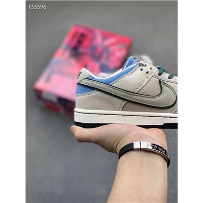 Кроссовки Nike SB Dunk Low