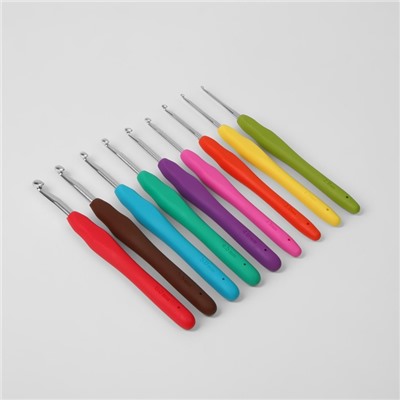 Набор для вязания, 35 предметов, в пенале, 20 × 10,5 × 4 см, цвет мятный