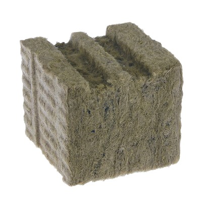 Субстрат «Эковер» минеральная вата в кубе для рассады растений, отверстие 20 × 15 мм, 7.5 × 7.5 × 6.5 см