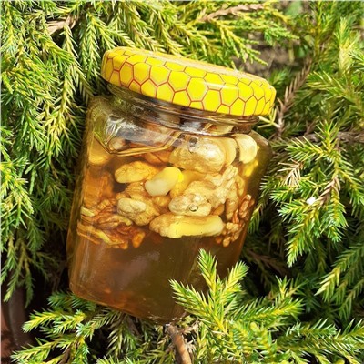 Мед горный с грецким орехом, акация ,липа, цветочный 100% натуральный продукт 165мл. Домбай.
