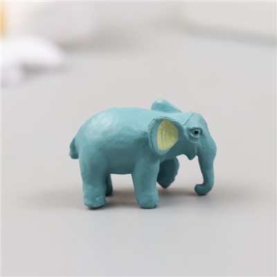 Фигурка для флорариума полистоун "Голубой слон" 1х2,5х1,5 см