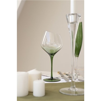 Бокал из стекла для вина Magistro «Иллюзия», 540 мл, 10×24 см, цвет ножки зелёный
