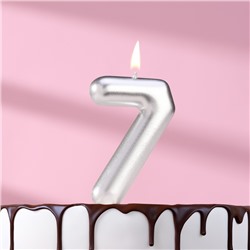 Свеча в торт "Европейская", цифра "7", 6 см, серебро