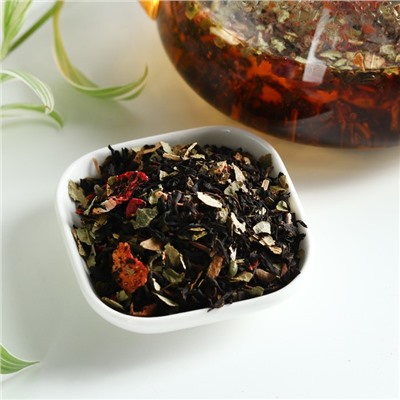 Чай чёрный с земляникой со сливками, освежает и придаёт бодрость, детокс для организма, 50 г.