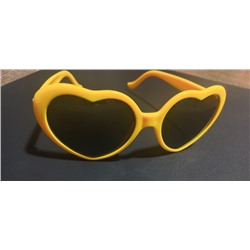 Солнцезащитные очки сердце желтые